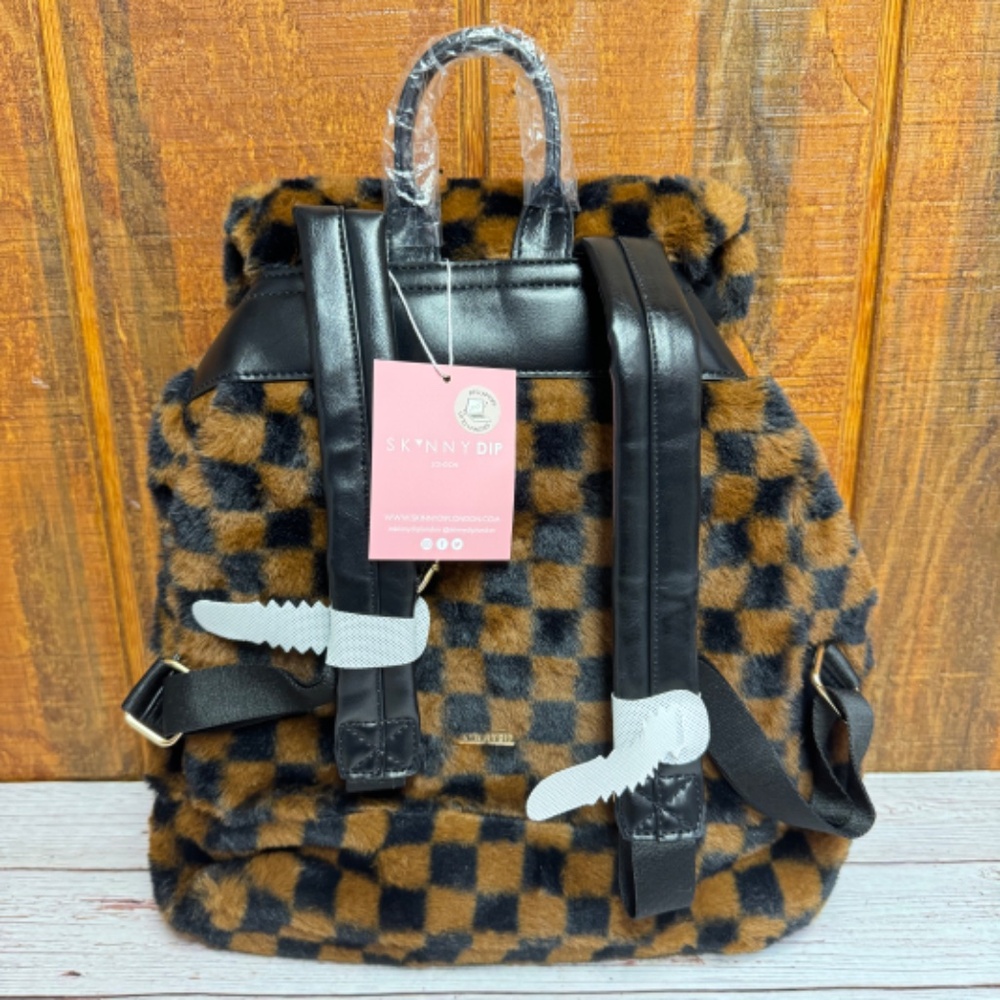 SKINNYDIP LONDON Checkerboard Fluff Utility Backpack - Picture 2 of 3